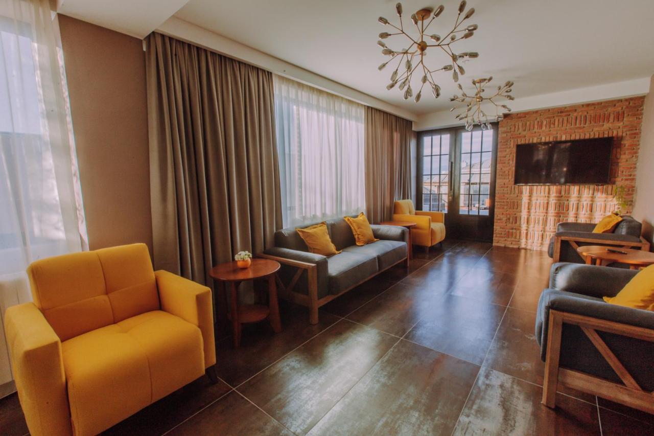 Boutique Hotel Kviria Телави Экстерьер фото