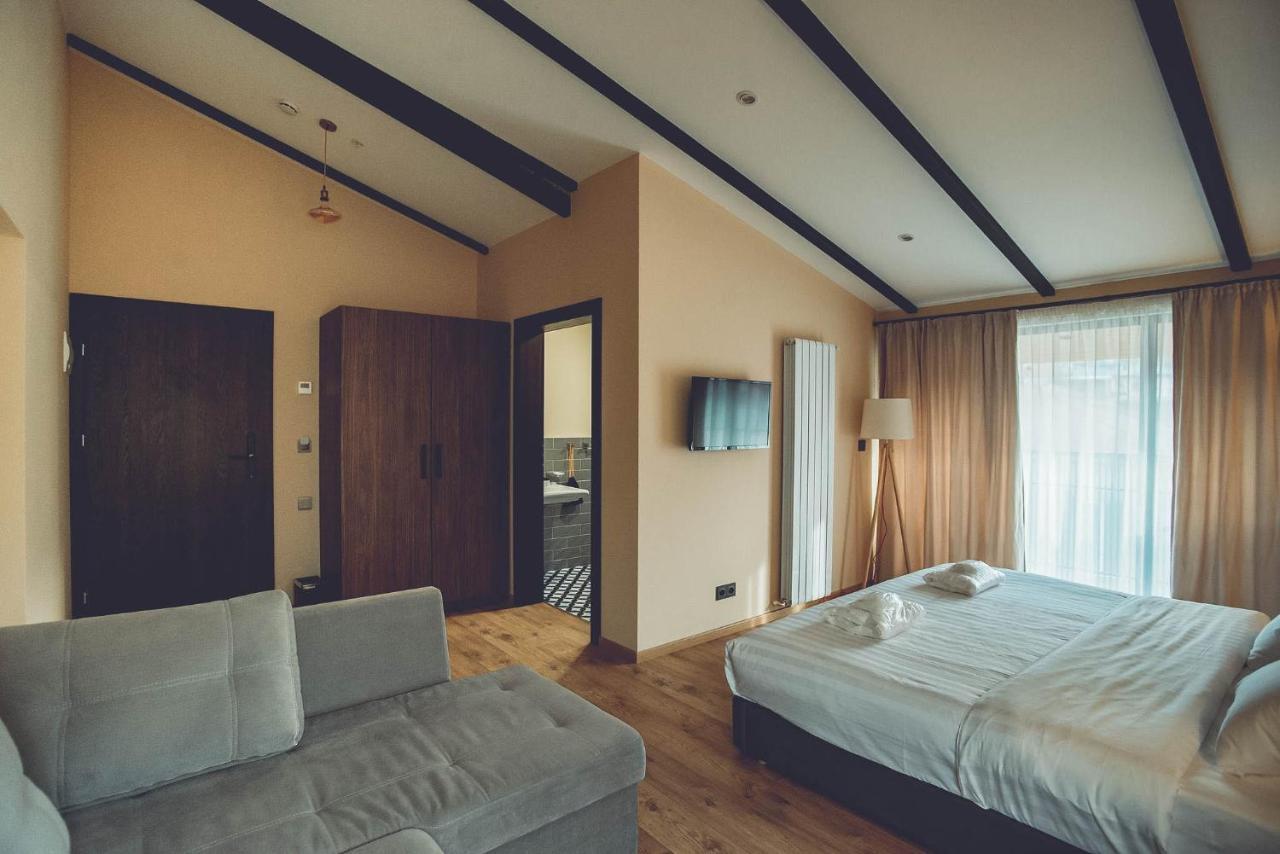 Boutique Hotel Kviria Телави Экстерьер фото